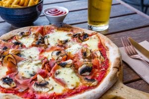 cocktail-bar-melbourne-pizza